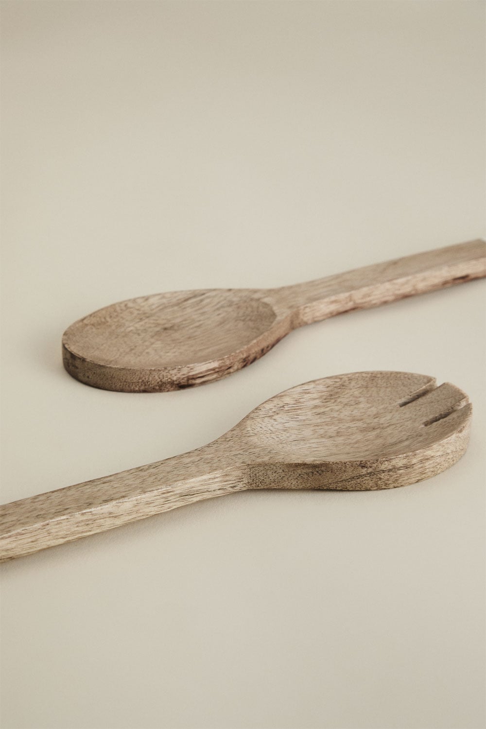 Set de 2 couverts à salade en bois de manguier Fruela, image de la galerie 3