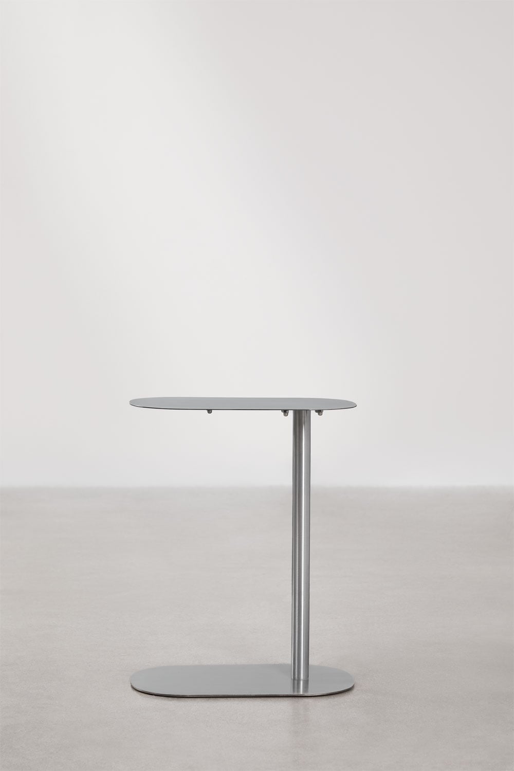 Table d'appoint ovale 40x25 cm en acier inoxydable Geninda, image de la galerie 3