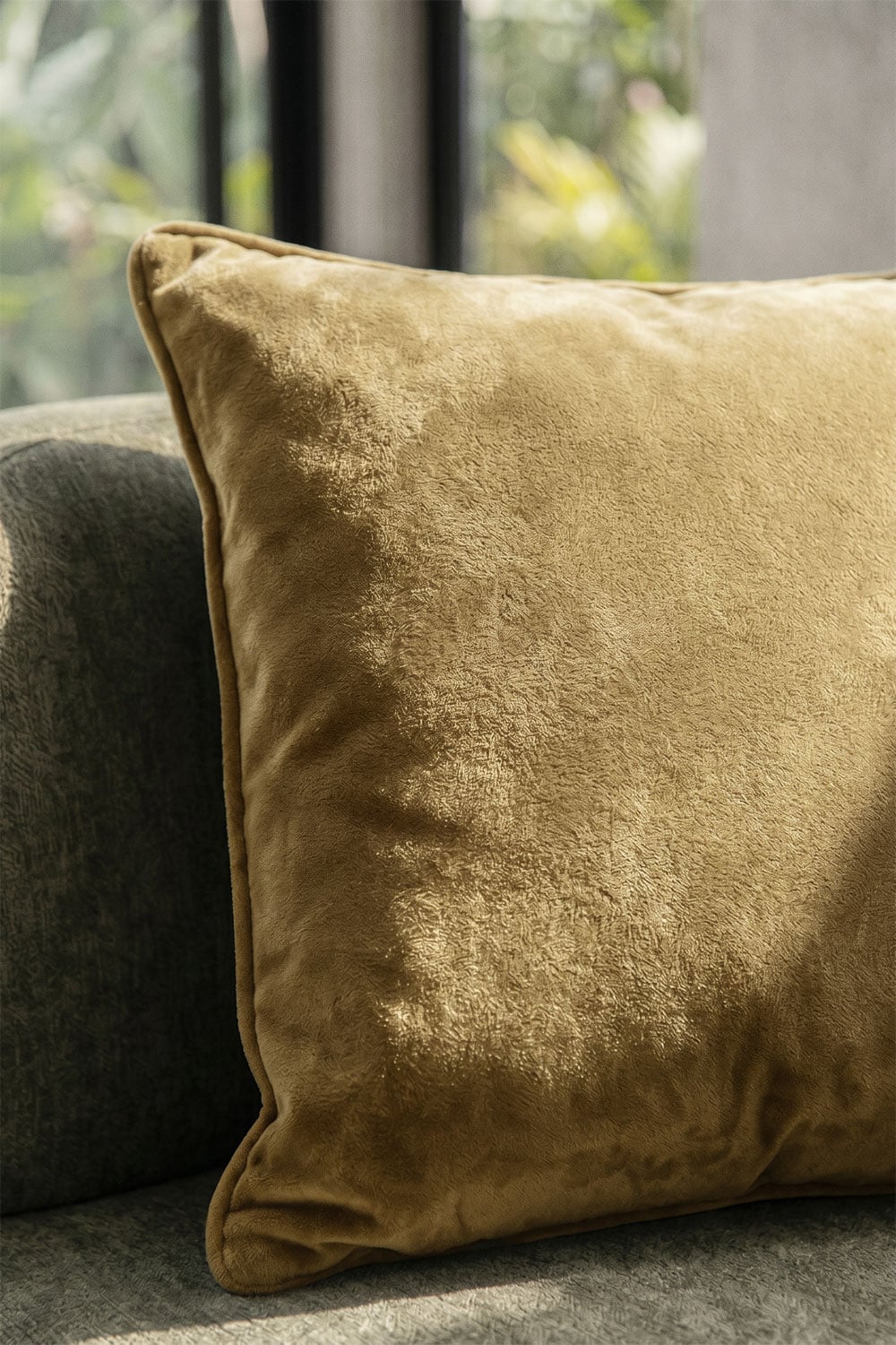 Coussin carré 40x40 cm en coton Enid, image de la galerie 2