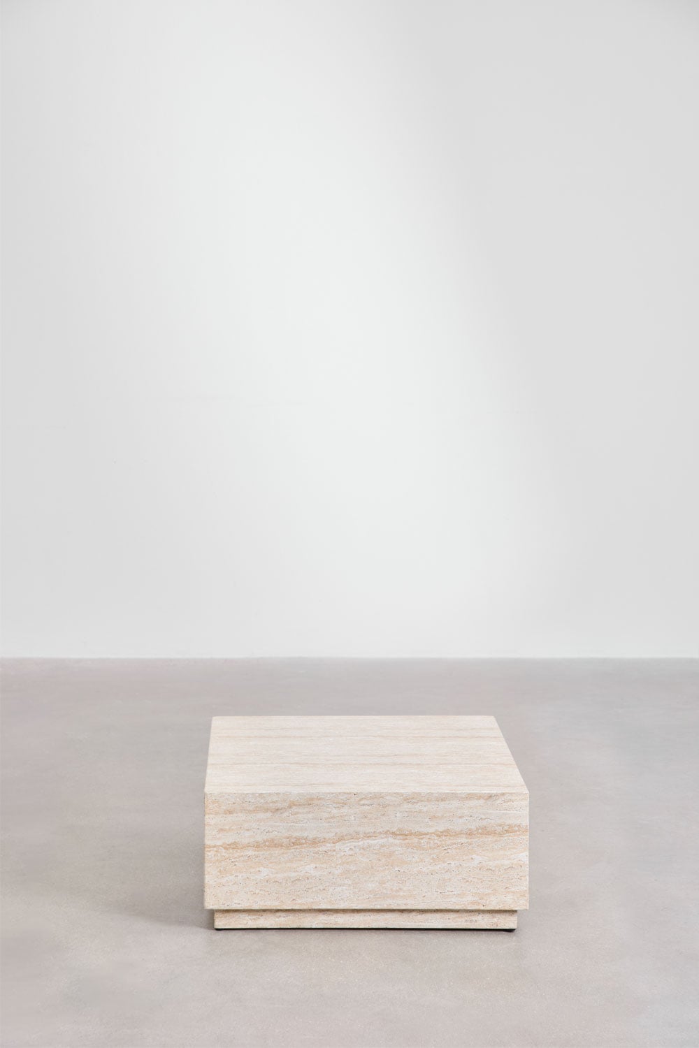 Table basse de jardin carrée 80x80 cm en ciment effet travertin Imala, image de la galerie 2