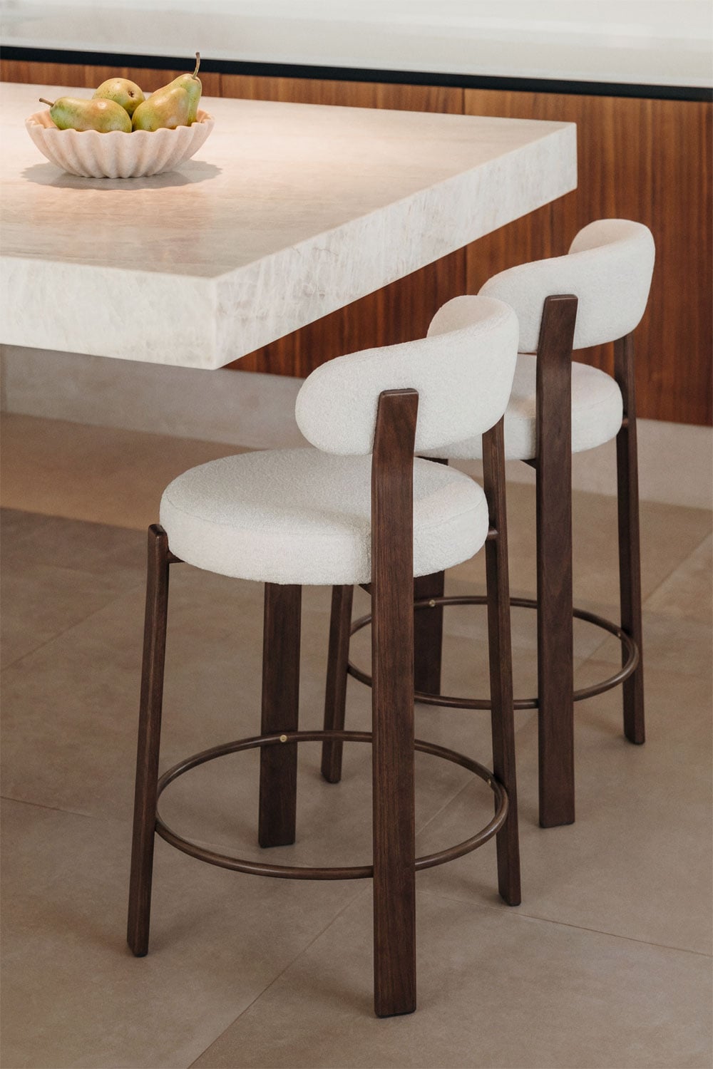 Tabouret haut avec dossier en tissu chenille et fer Jolie, image de la galerie 1