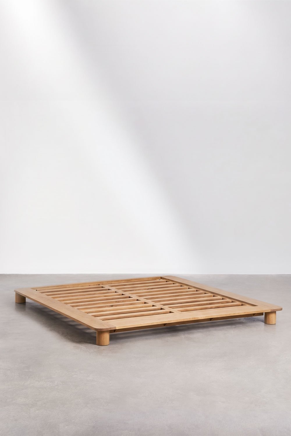 Lit de bois de manguier Mariselina, image de la galerie 3