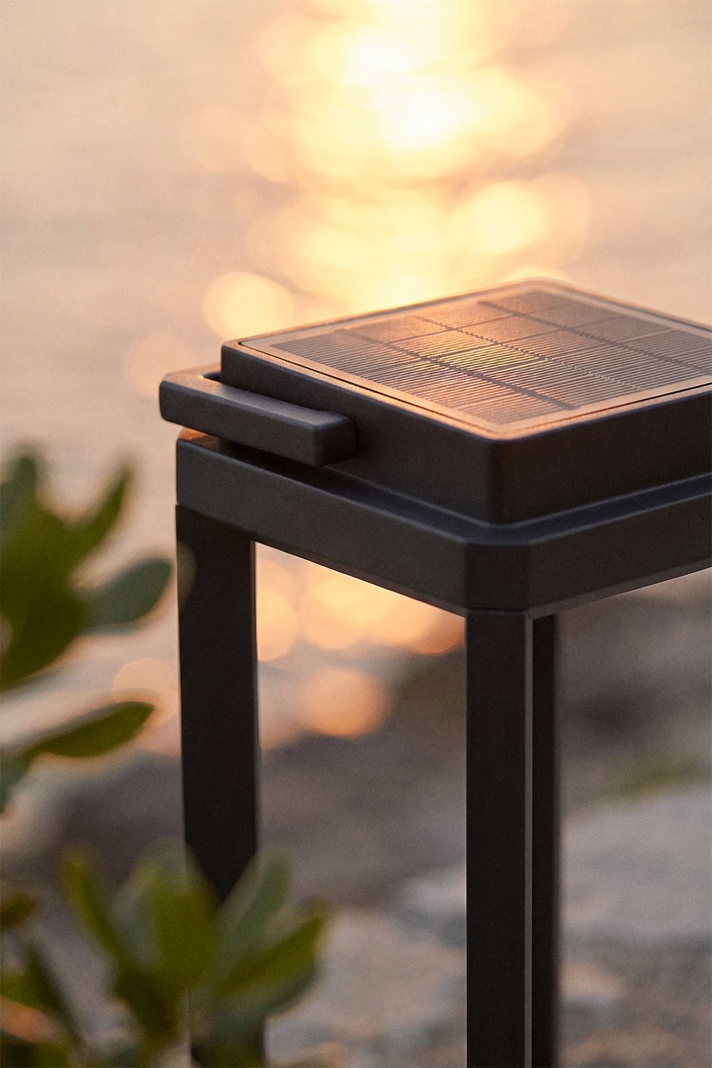 Lampe de table solaire LED sans fil pour extérieur Nualla, image de la galerie 2