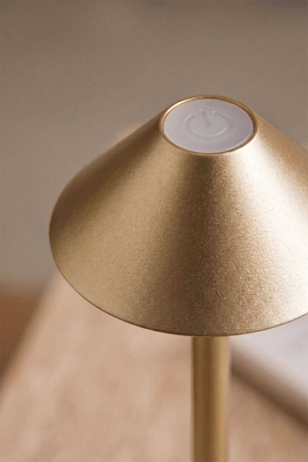 Lampe de table LED sans fil en fer Emilija, image de la galerie 2