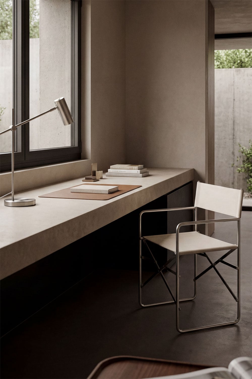 Chaise de réalisateur pliante en cuir et acier inoxydable Dravena, image de la galerie 1