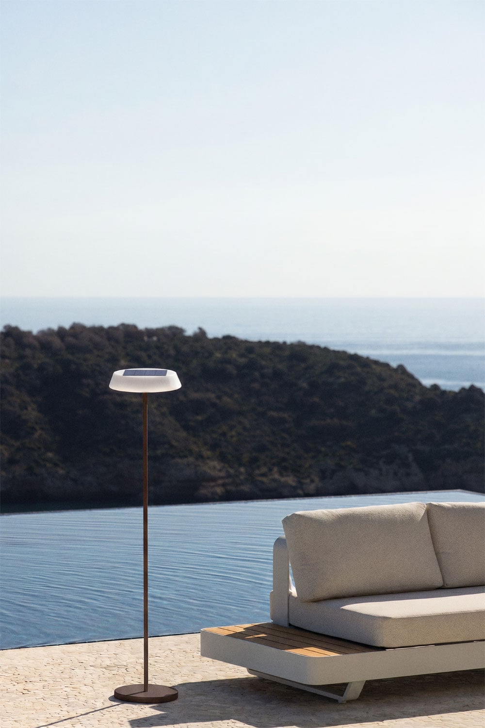 Lampe sur pied solaire LED sans fil pour extérieur en polyéthylène et fer Ulenia, image de la galerie 1