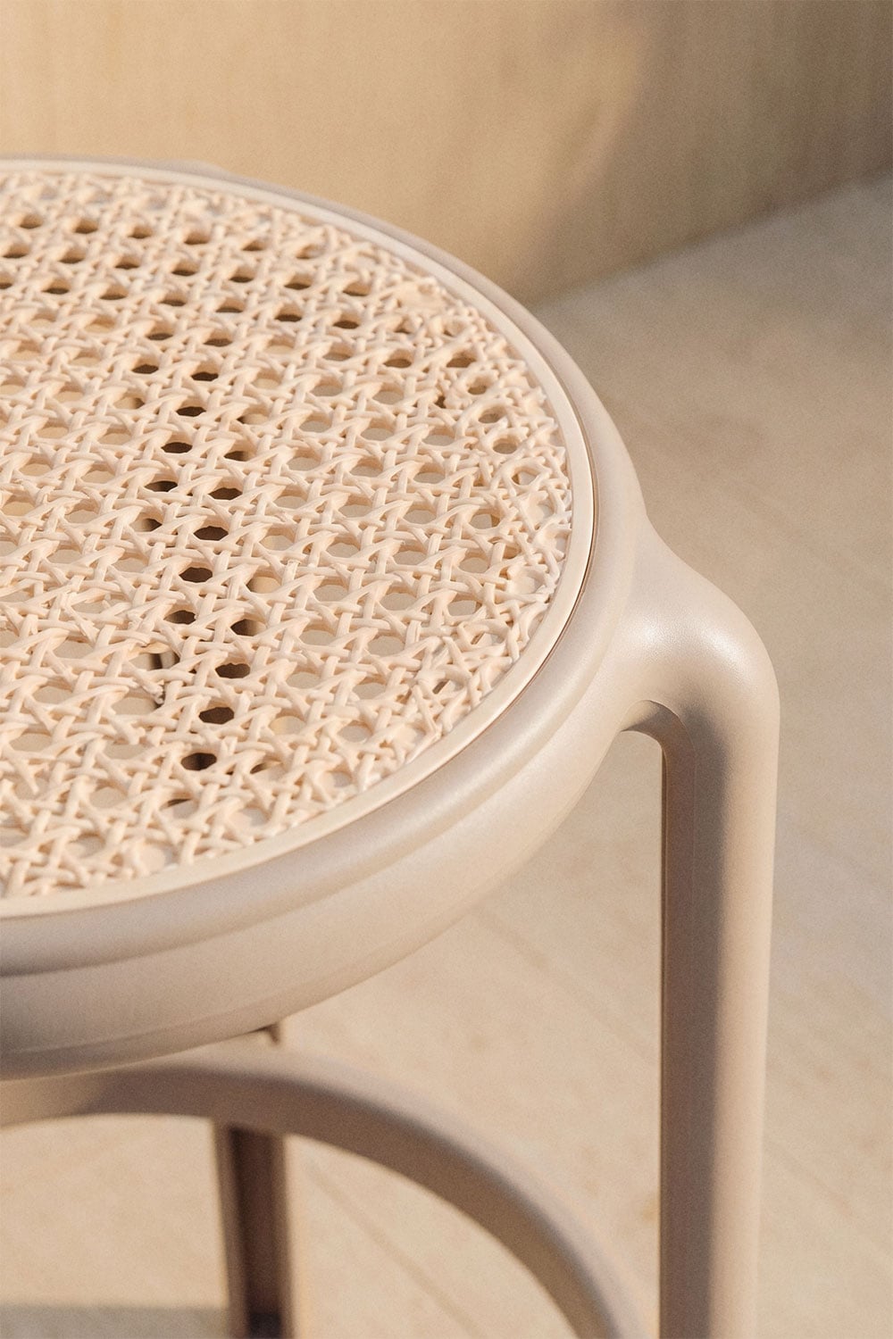 Tabouret de jardin haut en polypropylène Omara, image de la galerie 2
