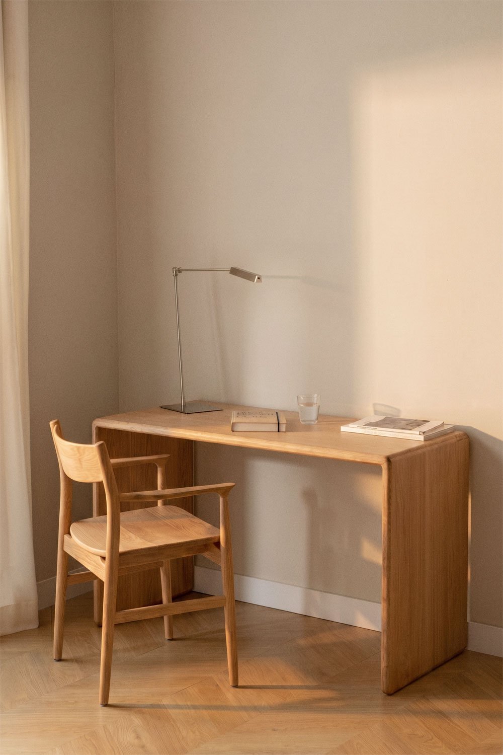 Bureau en bois Treveris, image de la galerie 1