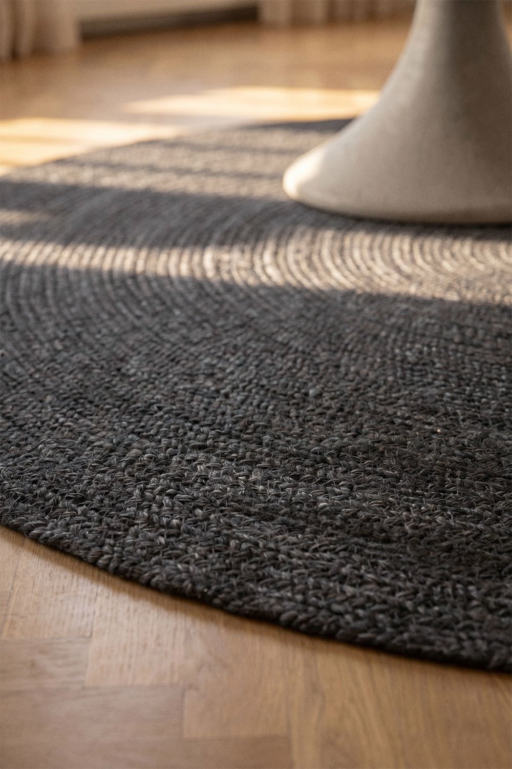 Tapis rond Ø200 cm en polypropylène gris graphite Lisandra, image de la galerie 2