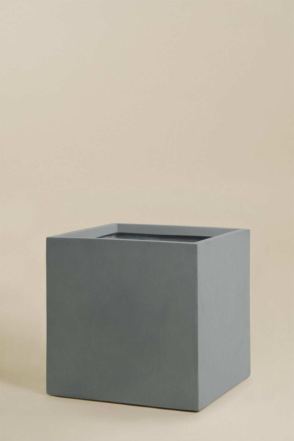 Pot de fleurs carré d'extérieur en ciment Lucas, image de la galerie 4
