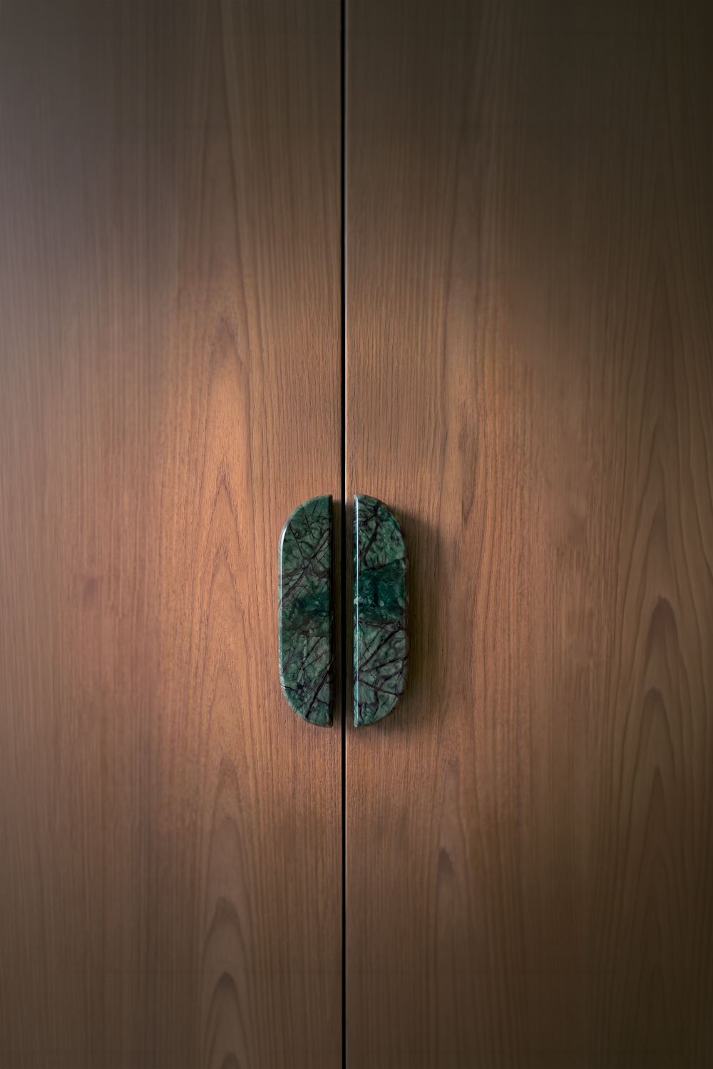 Pack de 2 poignées en pierre naturelle Tinesla, image de la galerie 1