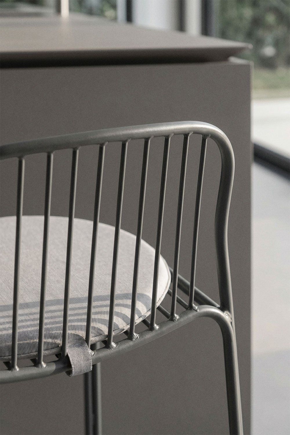 Pack de 4 tabourets hauts en acier Anerina, image de la galerie 2