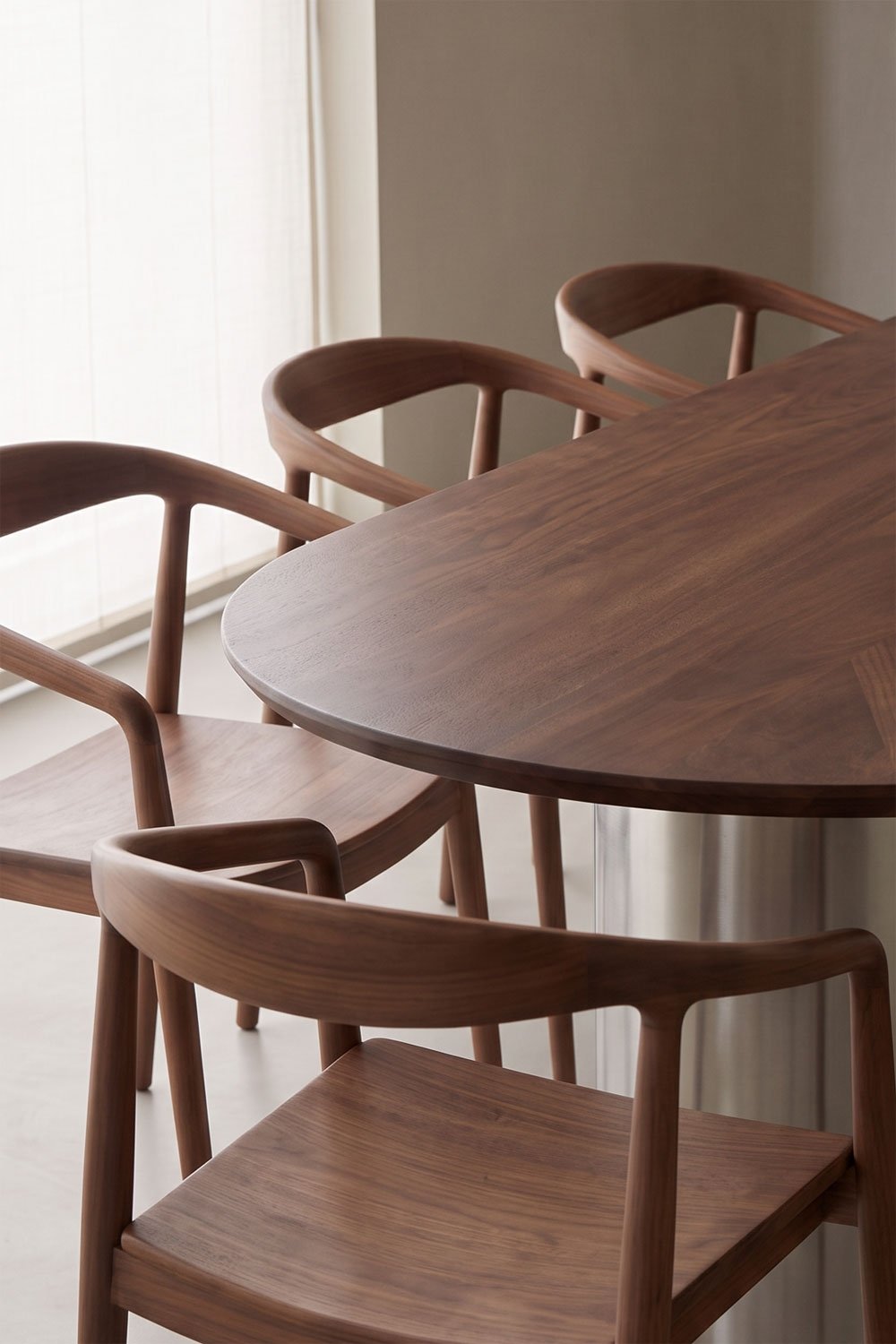 Table de salle à manger ovale 220 x 110 cm Luceida, image de la galerie 2