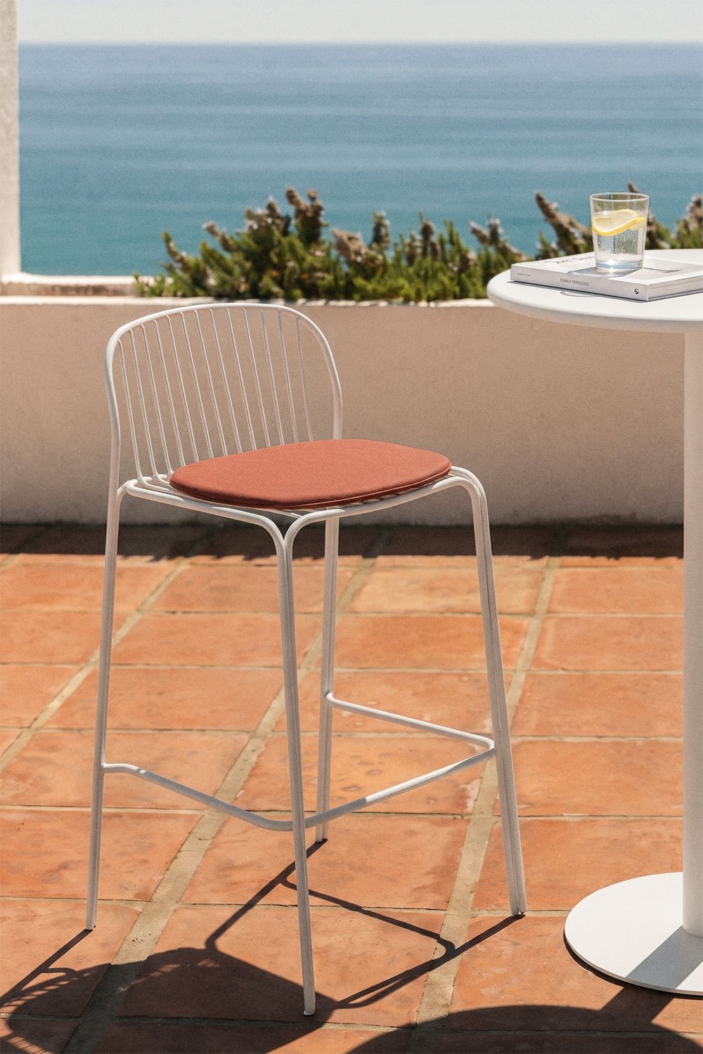 Pack de 2 tabourets hauts de jardin en acier Anerina, image de la galerie 1