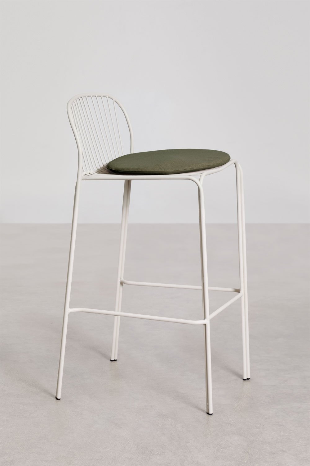 Pack de 2 tabourets hauts de jardin en acier Anerina, image de la galerie 4