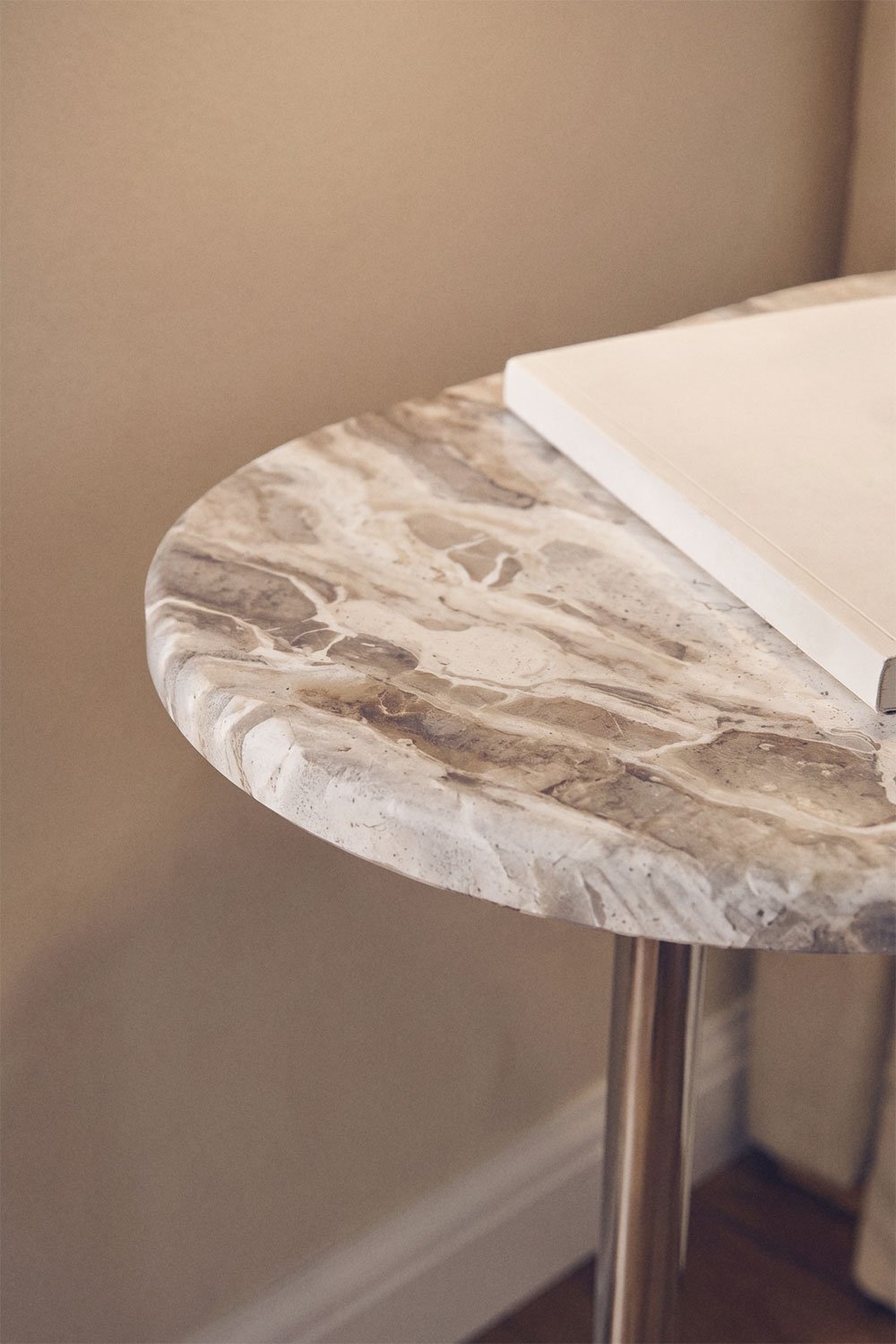 Table de chevet 45x25 cm en acier inoxydable Lumair, image de la galerie 2