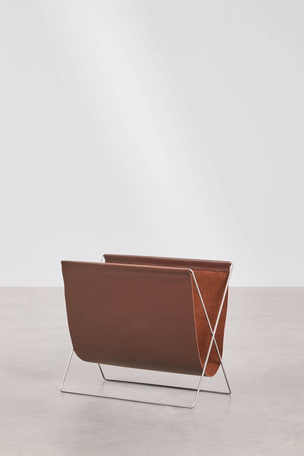 Porte-revues incliné au sol en cuir et acier inoxydable Dravena, image de la galerie 3