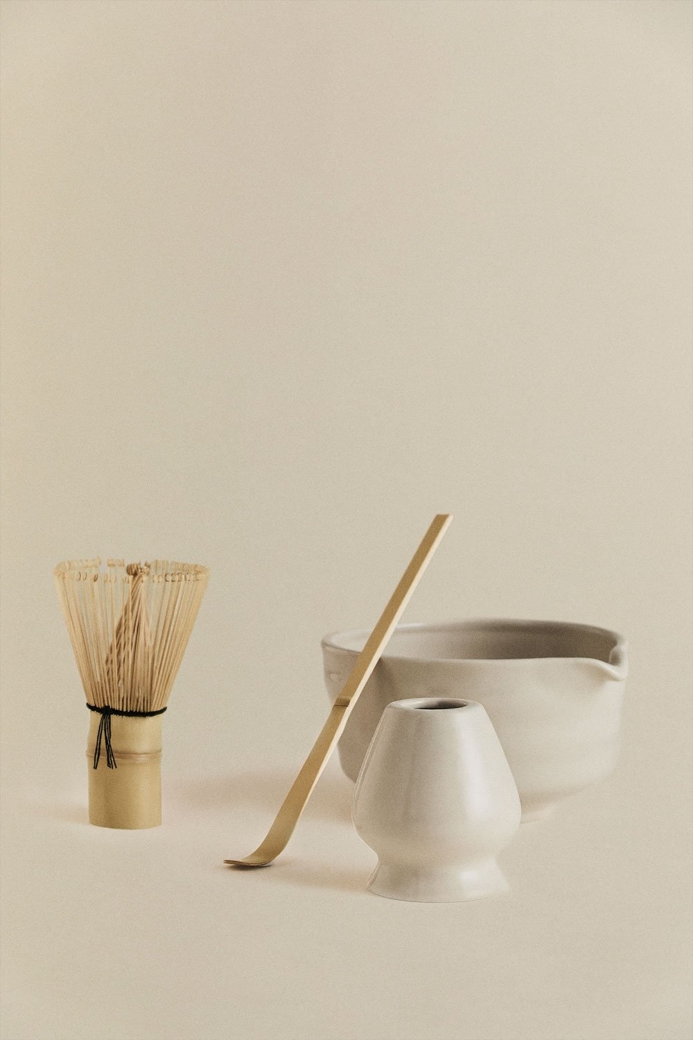Set de thé matcha en céramique Nekaire, image de la galerie 4