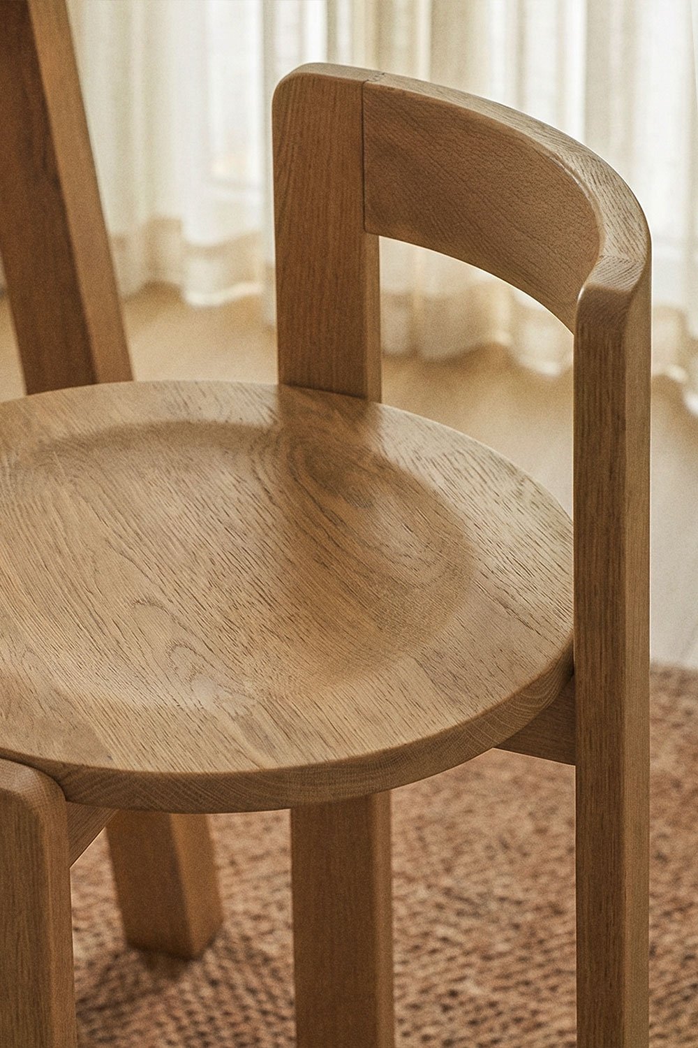 Tabouret haut en bois de chêne Noreli, image de la galerie 2
