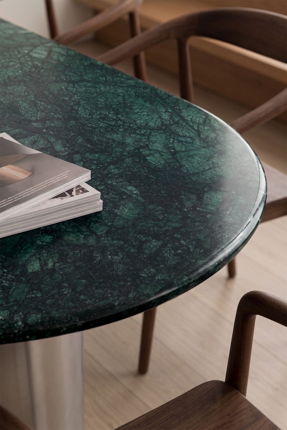 Table de salle à manger ovale 220 x 110 cm Luceida, image de la galerie 2