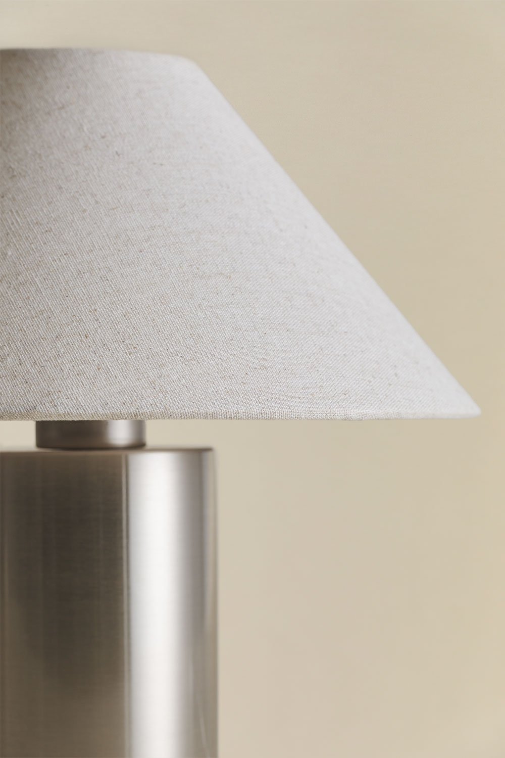 Lampe de table en lin et fer Barak, image de la galerie 6