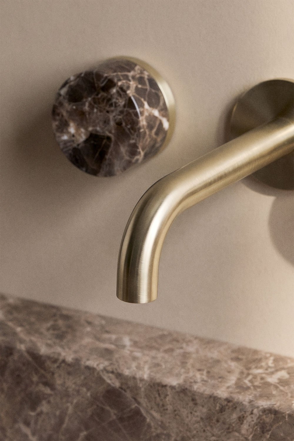 Set de robinet de lavabo encastré en pierre naturelle Gilstoin et valve de vidange pour lavabo type Click-Clack en laiton Orveta, image de la galerie 2