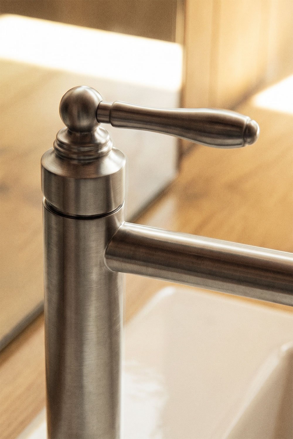 Robinet de lavabo en laiton Alejandra, image de la galerie 2