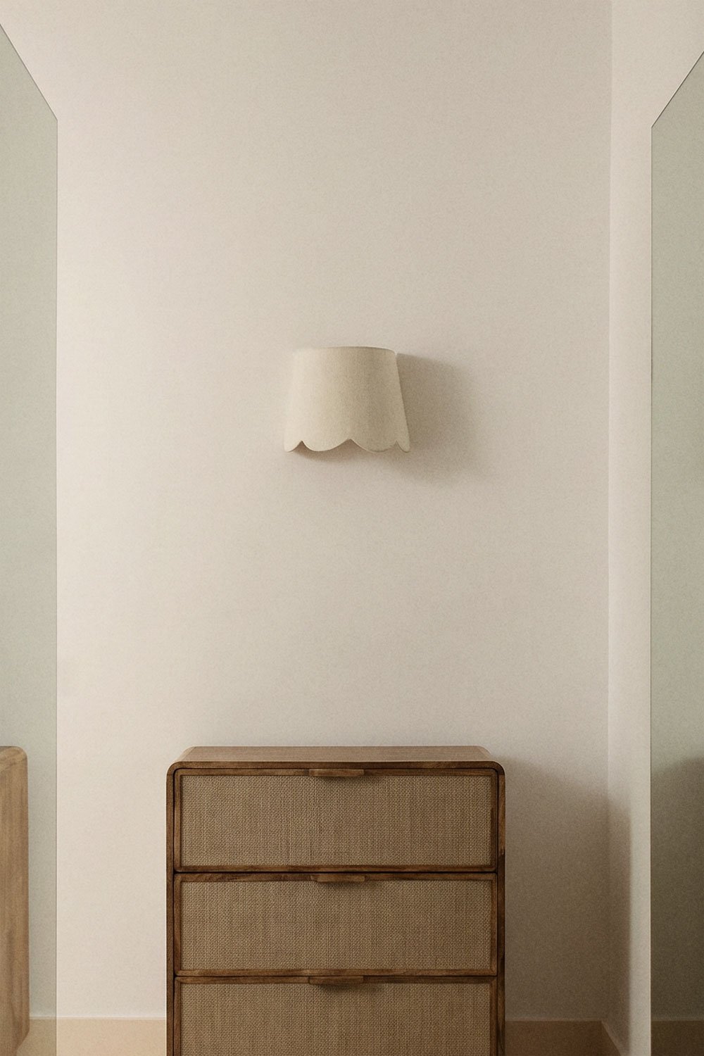 Applique murale en fer et coton Ebere, image de la galerie 1