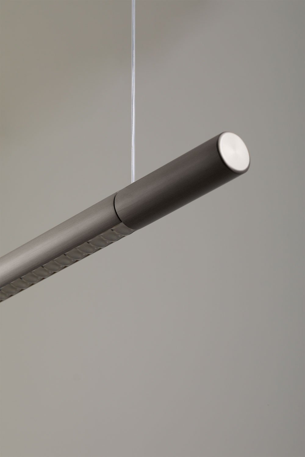 Suspension linéaire LED 120 cm avec lumière indirecte en aluminium Lirela, image de la galerie 5
