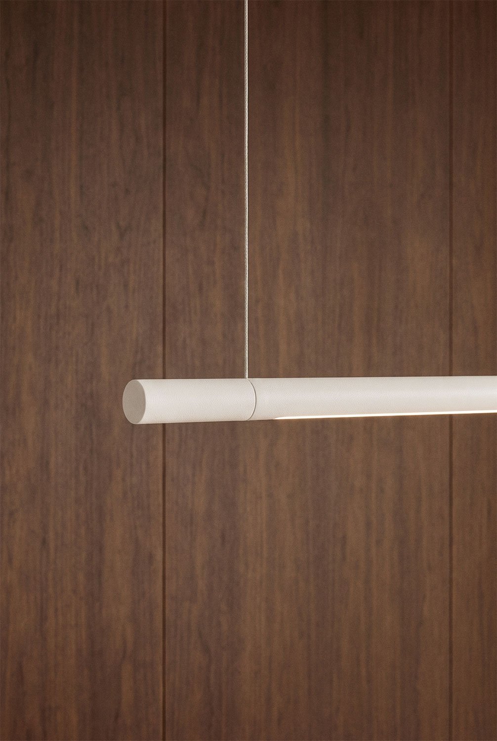 Suspension linéaire LED 120 cm avec lumière indirecte en aluminium Lirela, image de la galerie 2