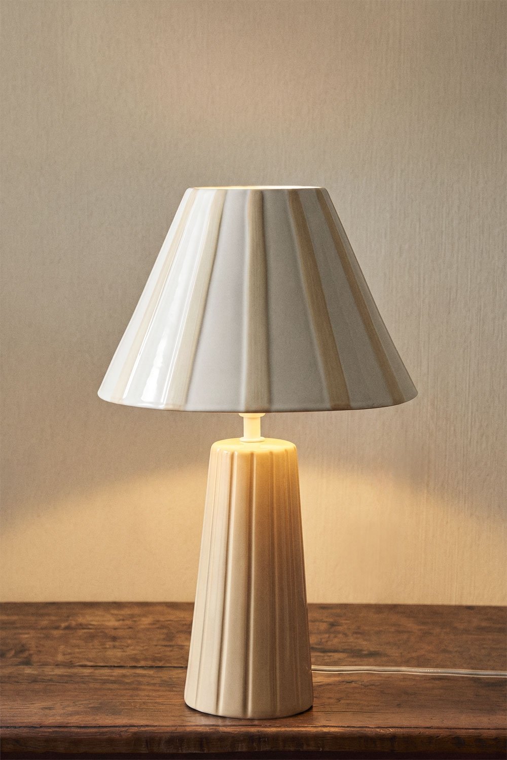 Lampe de table en céramique Elordi, image de la galerie 2