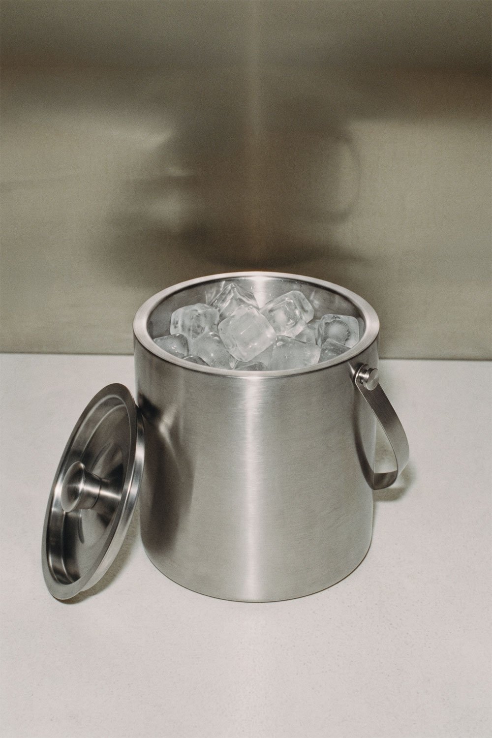 Bac à glaçons en acier inoxydable Naevor, image de la galerie 1