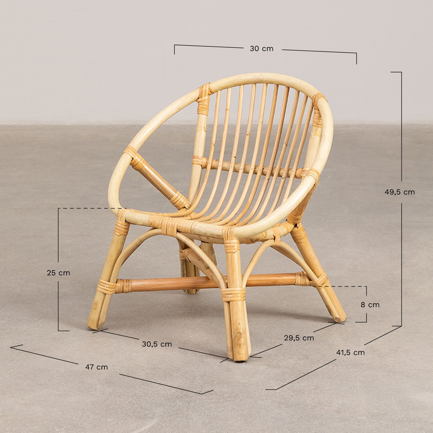 Round rattan store armchair