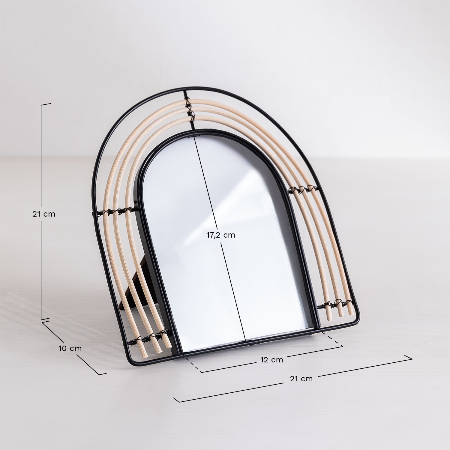 Metal & Rattan Photo Frame Mesta, medidas