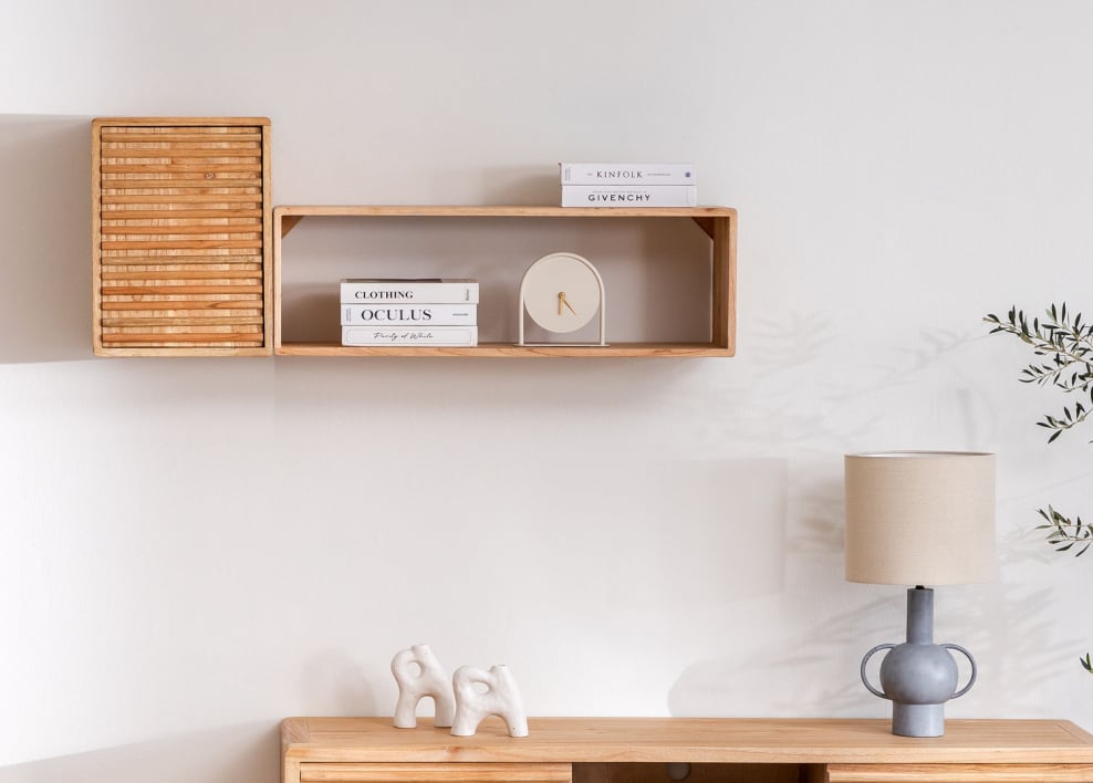 Set of 2 Deleyna wooden wall shelves