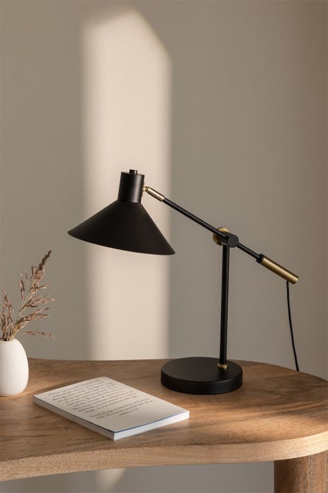 Clayt iron table lamp