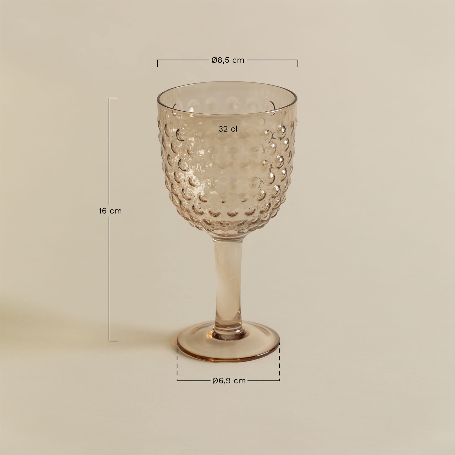 Pack of 4 Ticris 32 cl glass goblets, medidas