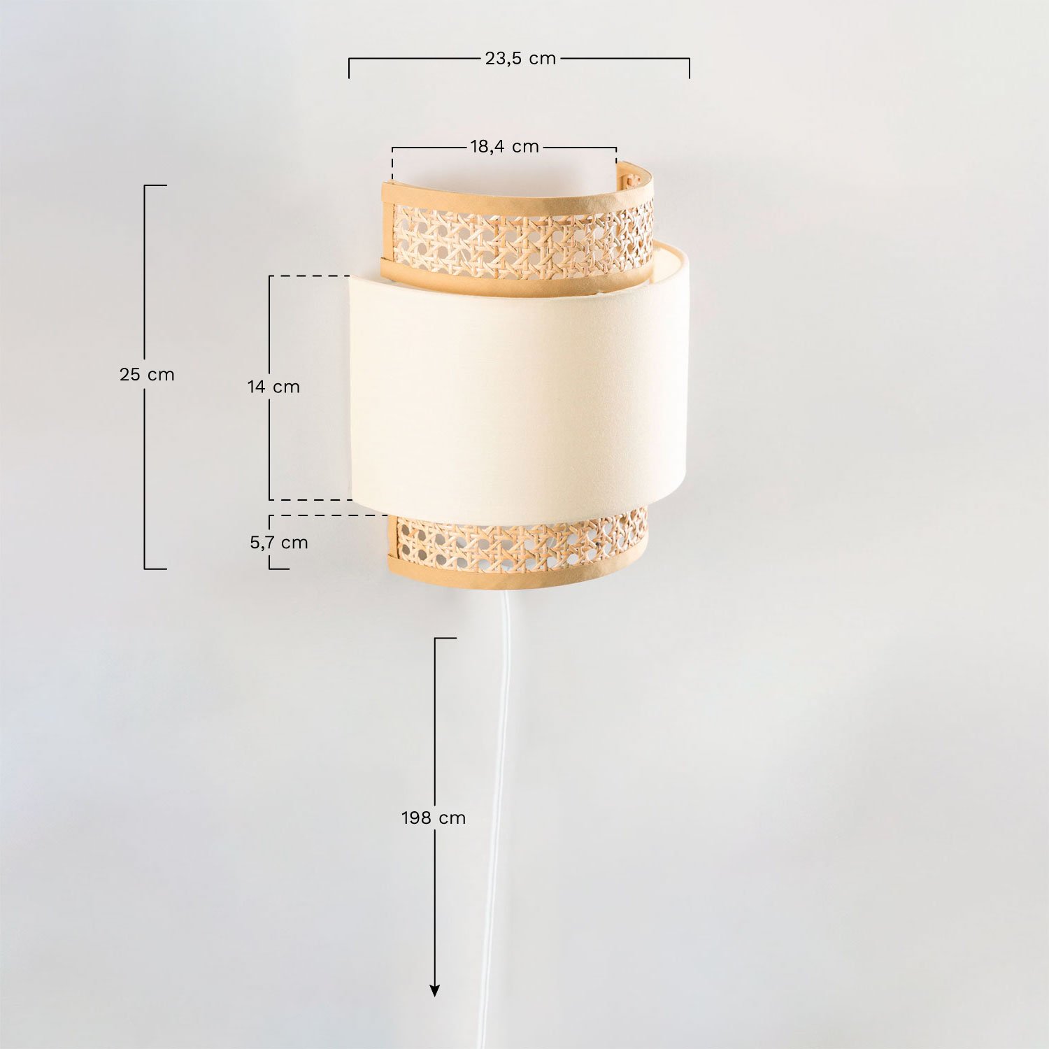Satu Wall Lamp, medidas