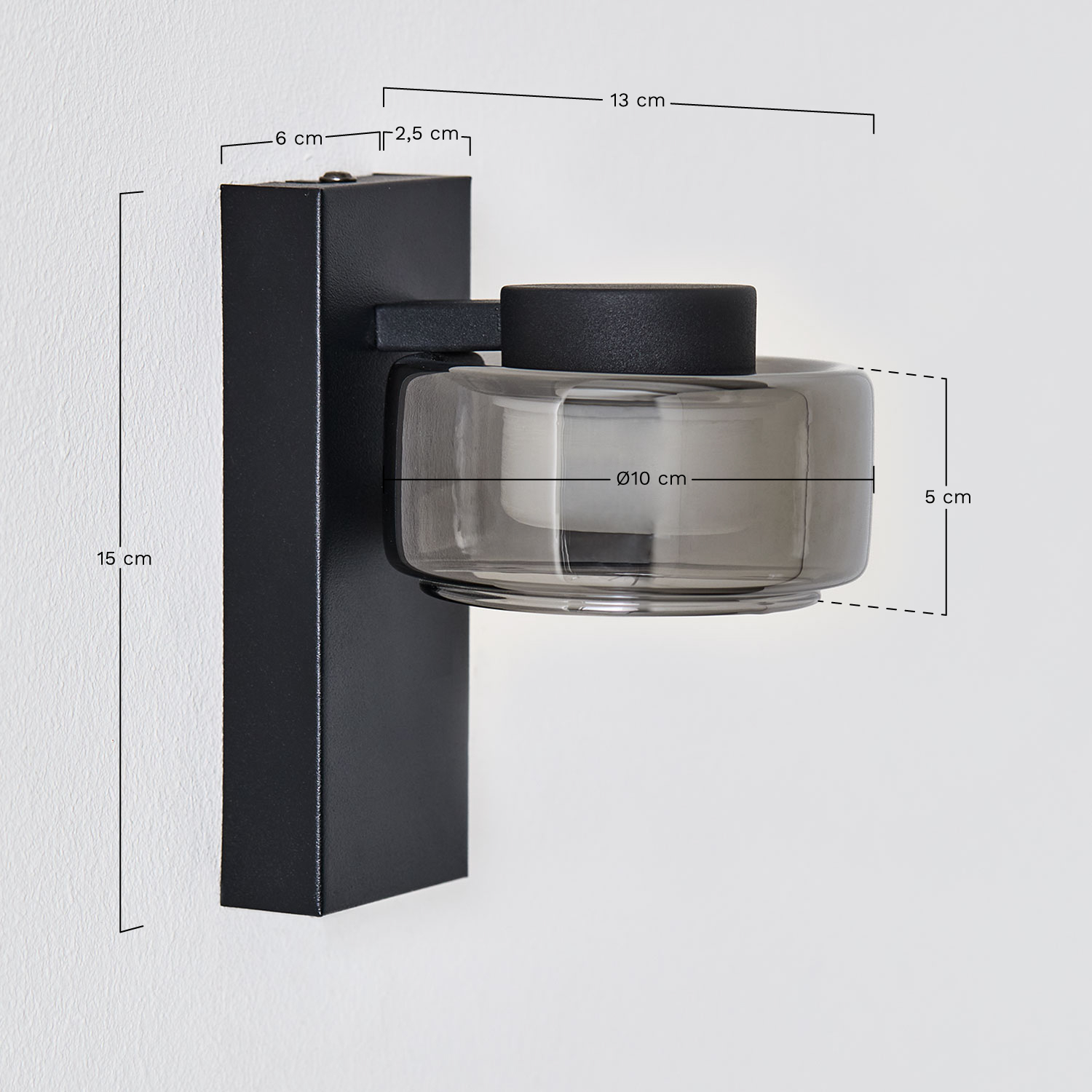 Valideri LED outdoor wall lamp in metal and glass , medidas