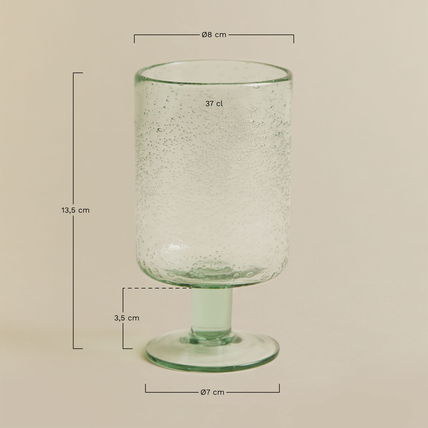 Pack of 4 Gulix 37 cl glass cups, medidas