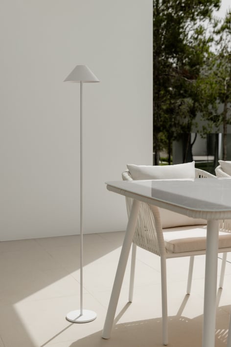 Asiev wireless LED floor lamp for outdoor use