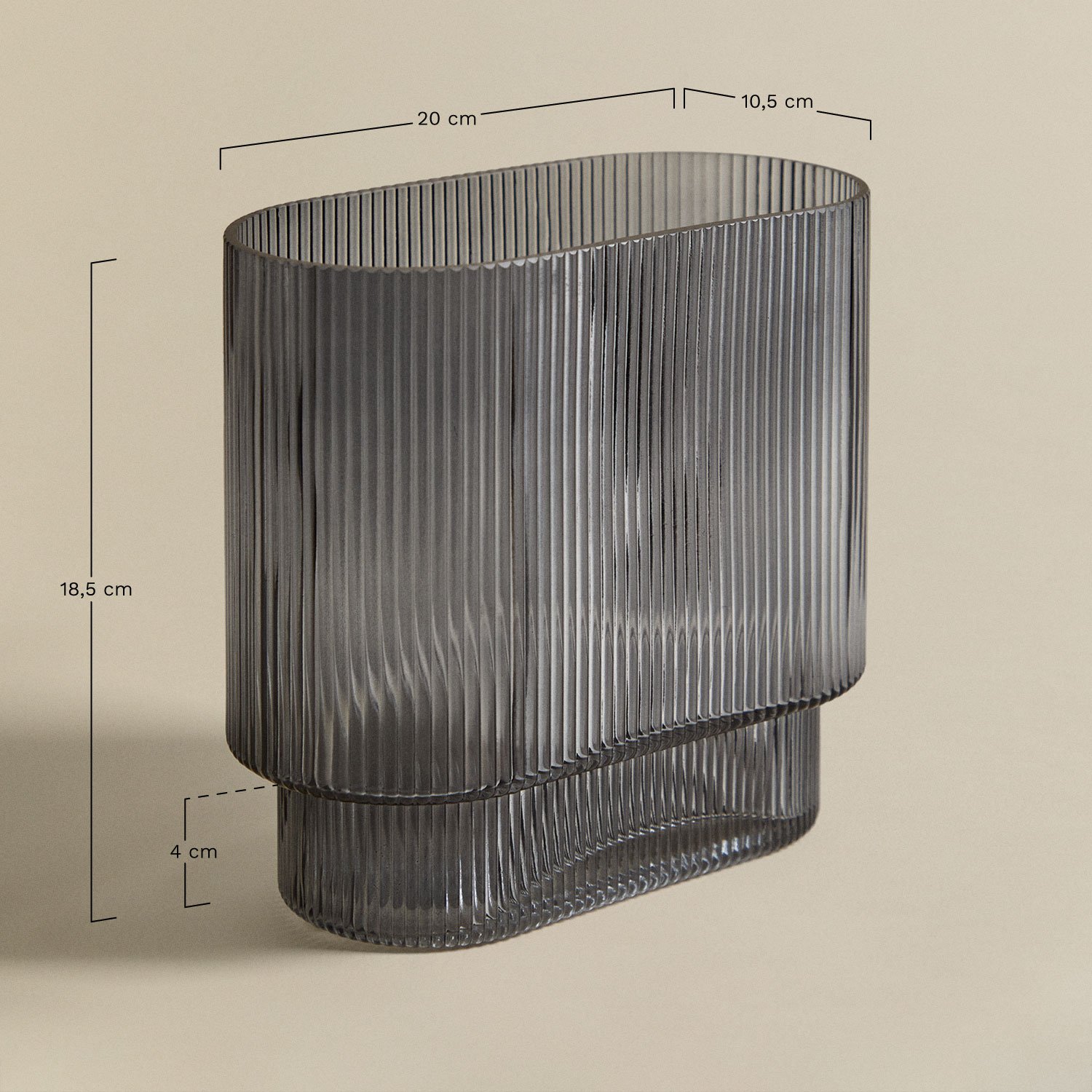 Vase in Yebedin glass, medidas