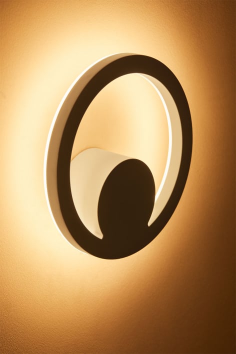 Quiven LED outdoor wall light in aluminum