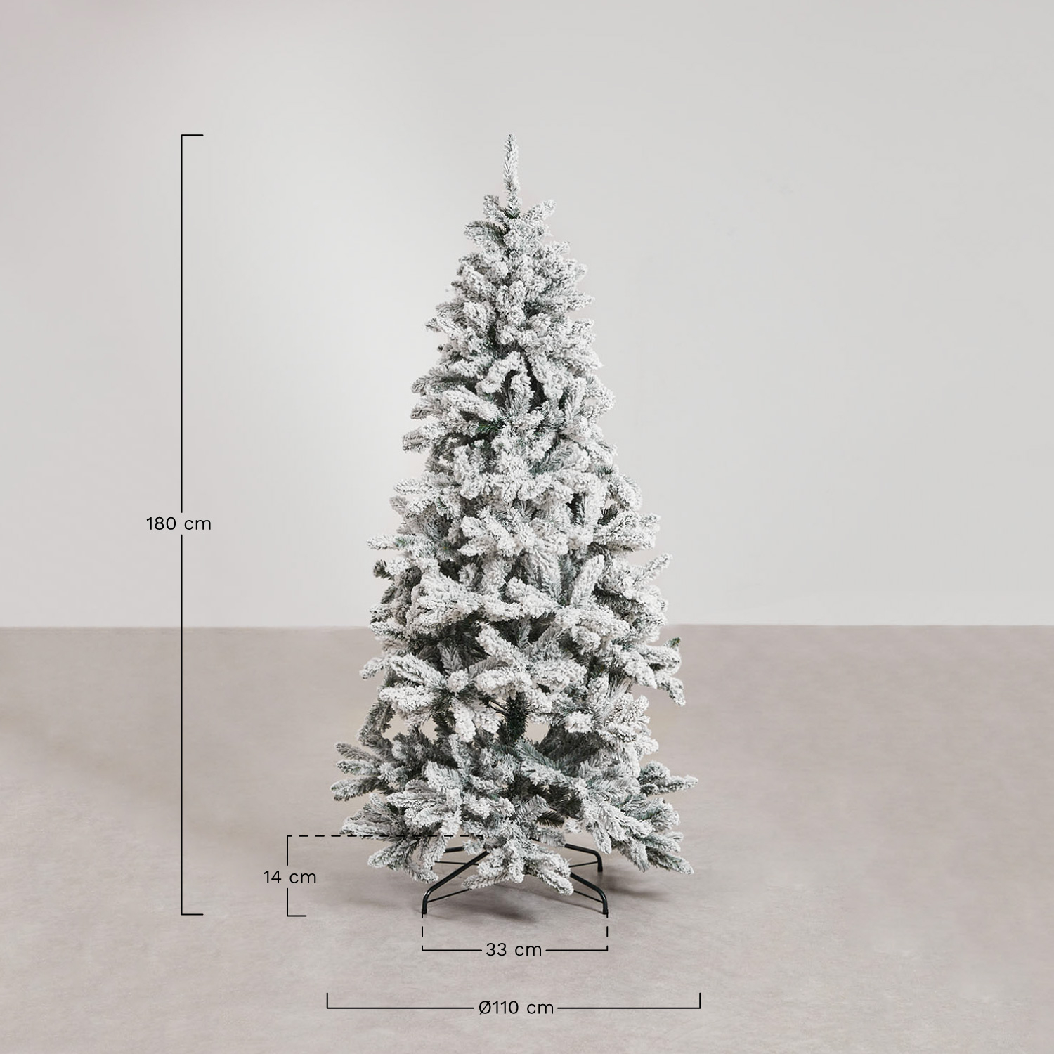 Snowy Christmas tree Aleix, medidas