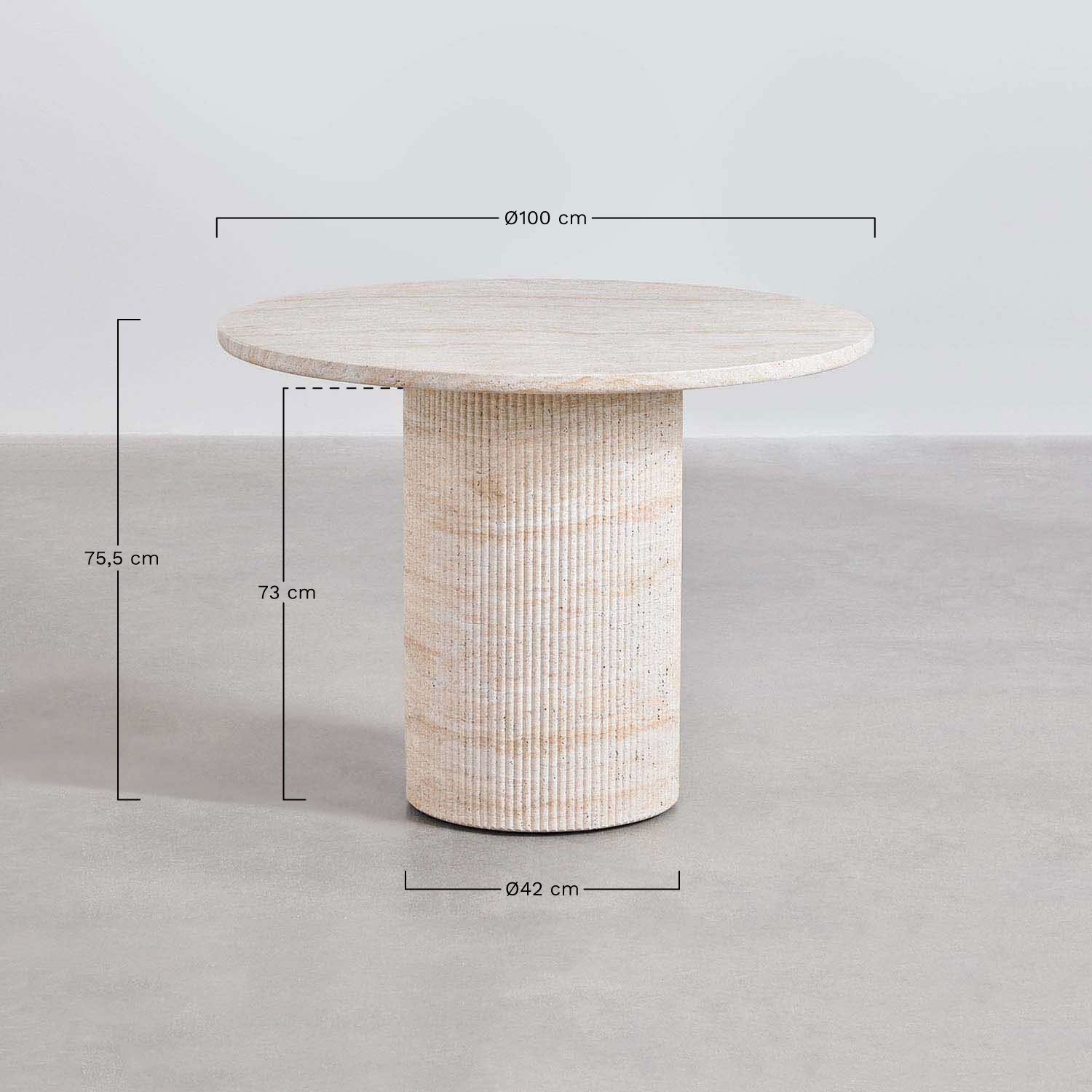Velia round table set Ø100 cm in travertine-look cement and 4 Mara Signature oak dining chairs, medidas