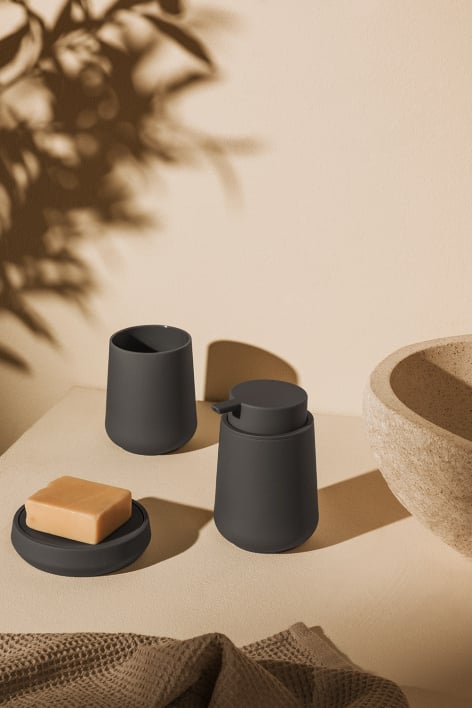 Garanis bathroom set