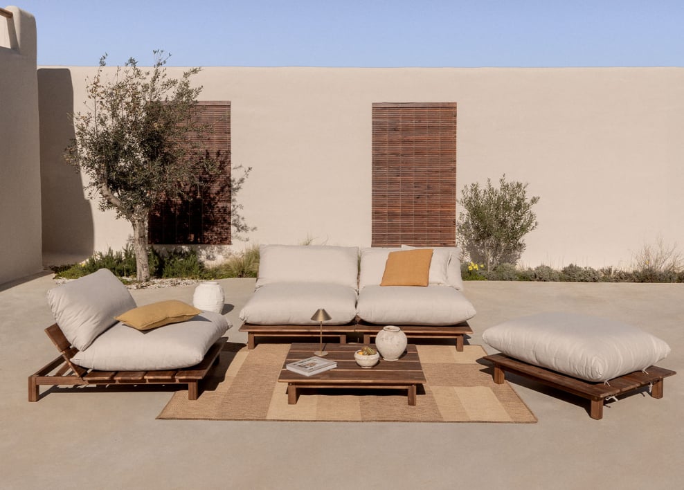 3-Piece Modular Garden Sofa Set with Coffee Table and Ottoman in Acacia Wood Brina - Beige Cream