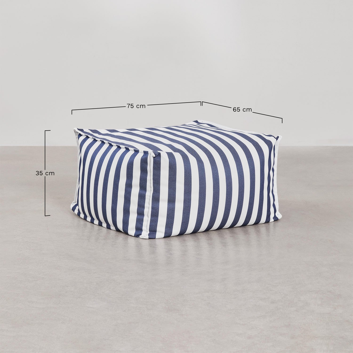 Armchair and pouf set in Sandel fabric, medidas