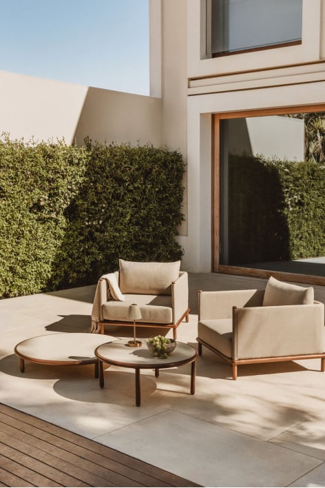 Olivia acacia wood garden set with 2 armchairs and 2 round coffee tables