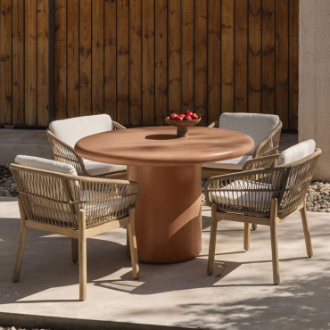 Namara Ø120 Cm Round Cement Table Set And 4 Karvia Garden Chairs With Armrests In Acacia Wood Terracotta & Fabric White - Sklum